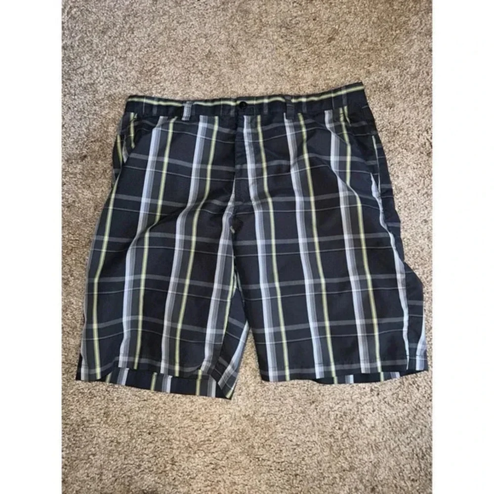 Pro Series Mens Golf Shorts Size 36 Black Green Plaid Polyester‎ Flat Front